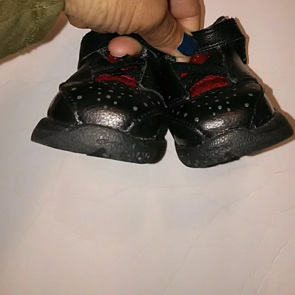 Kid's Jordan Sneakers
